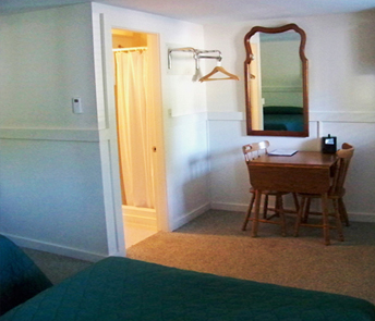 2 Full Bedroom Photo 3